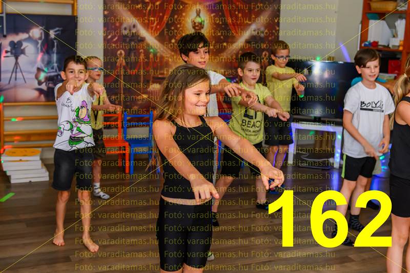 162