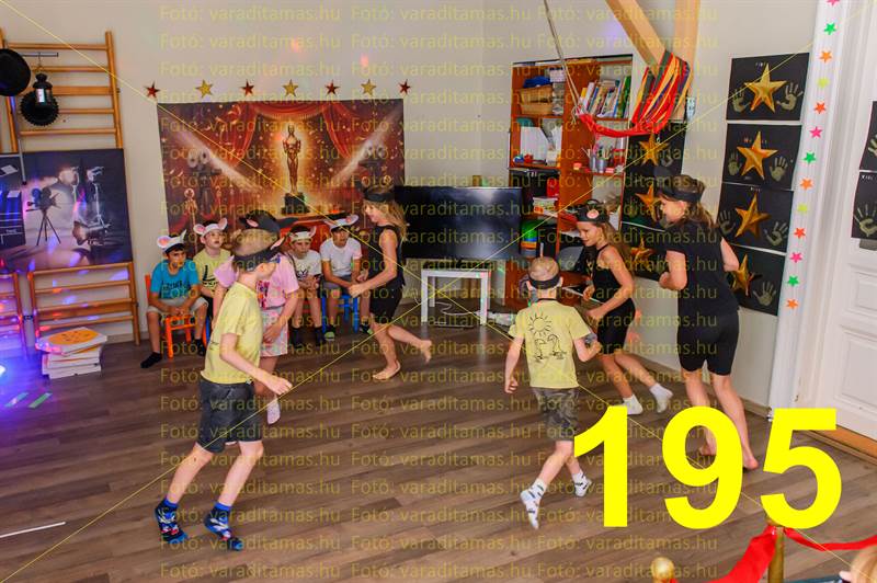 195