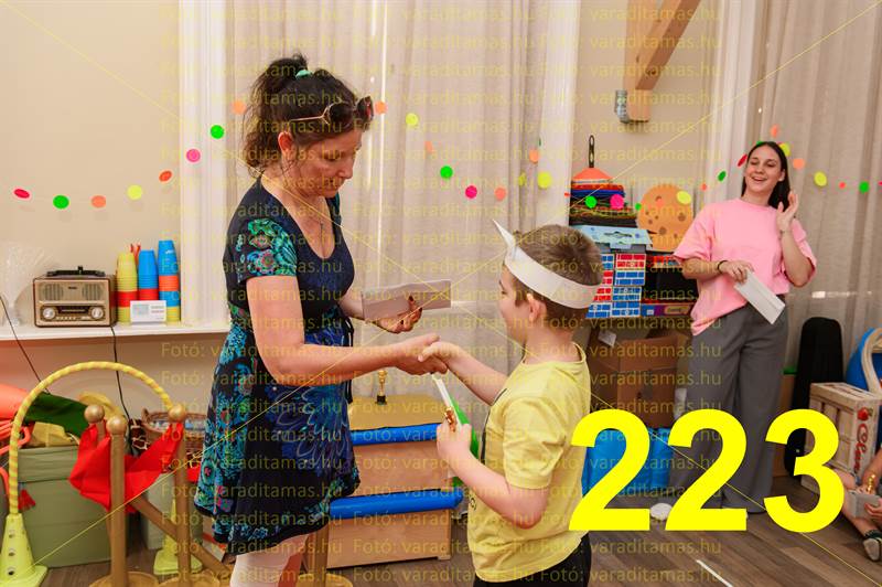 223